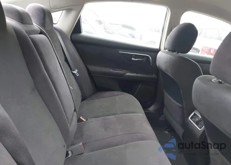 2013 Nissan Altima 2.5 Sv z USA, uszkodzony, nr VIN 1N4AL3AP4DC146369